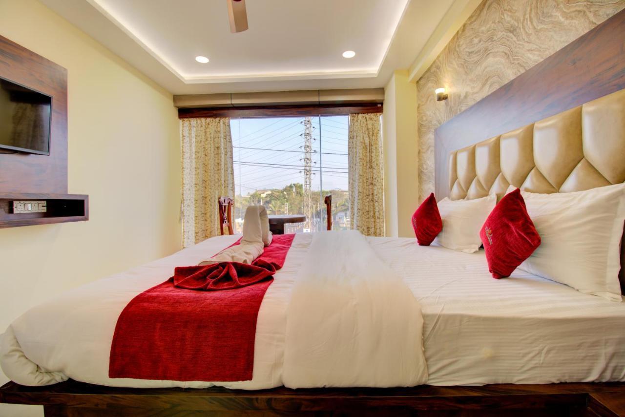 Hotel Samaira Residency Dive Exterior foto